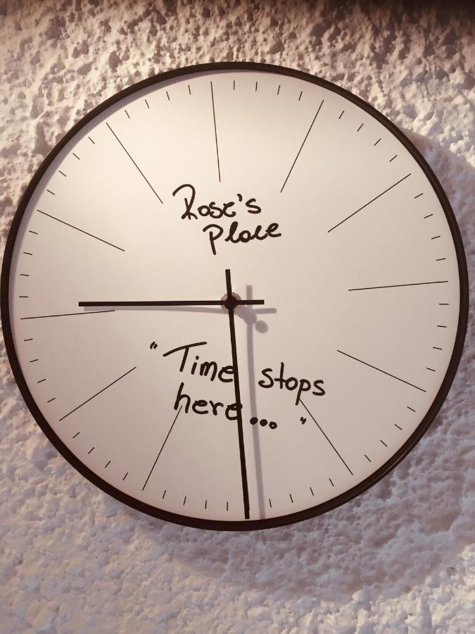 Rose'S Place อาร์เตมีดา ภายนอก รูปภาพ